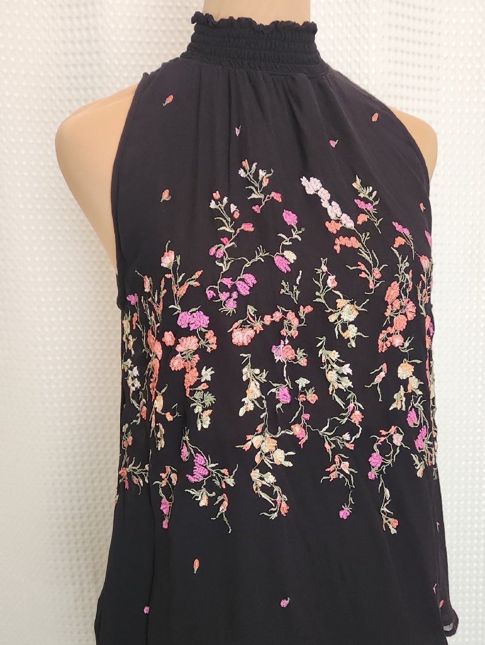 Anthropologie Floreat Sotra Floral Embroidered Smocked High Neck Blouse Top XS